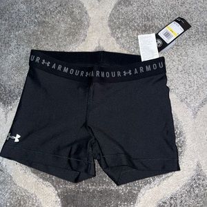 Under Armour Training shorts size M